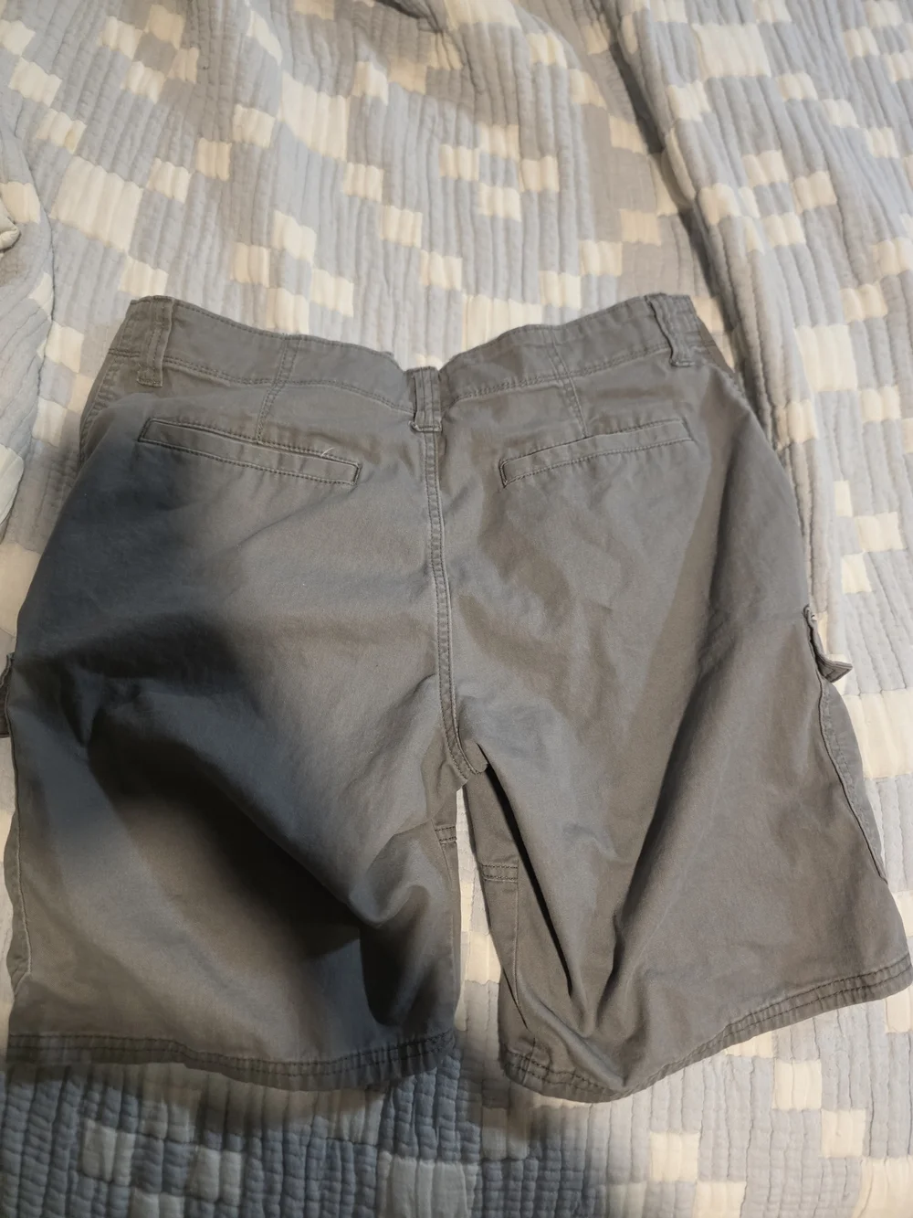 Wrangler Gray Cargo Shorts with Utility Pockets